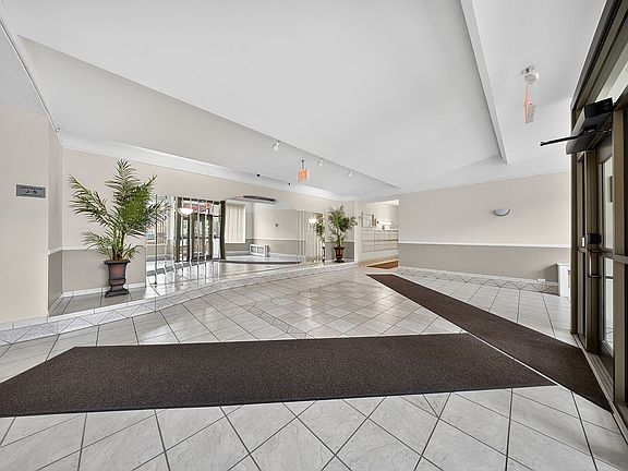 2nd image of 71-11 Yellowstone Blvd #4B