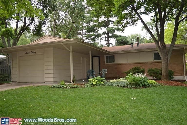 1st image of 1320 W Avon Ln