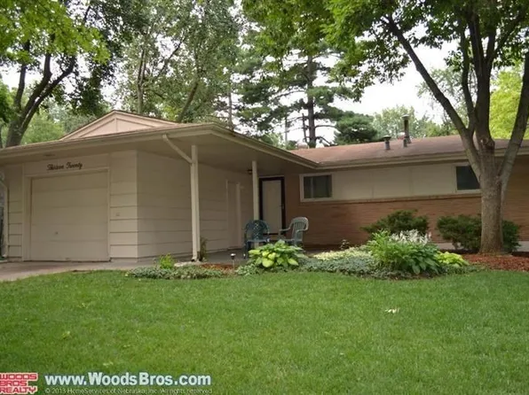 1320 W Avon Ln, Lincoln, NE 68505