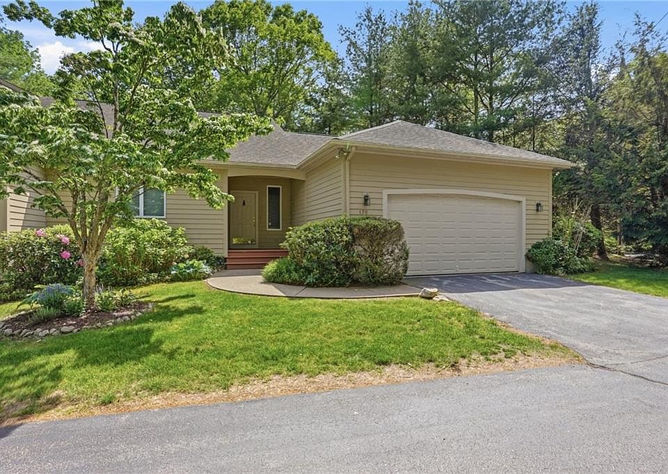 1st image of 170 Pine Glen Dr