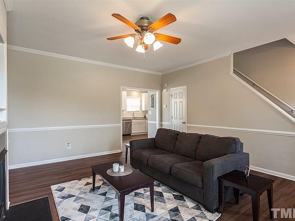 4th image of 107 Stoney Dr