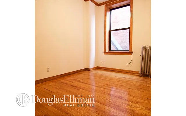 Rented by Douglas Elliman | media 7