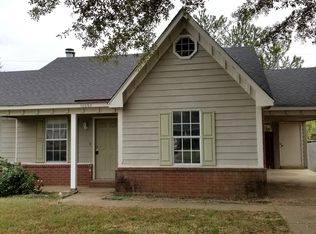 10063 Riggan Dr, Olive Branch, MS 38654