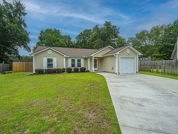 5th image of 103 Felicia Ct