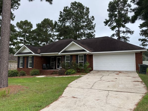 809 Maple Dr