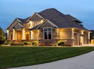 245 62nd Ct, West Des Moines, IA 50266