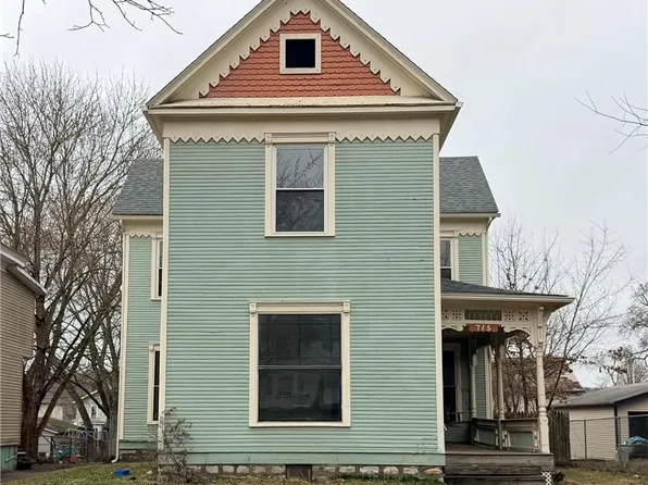 715 Brighton Blvd, Zanesville, OH 43701