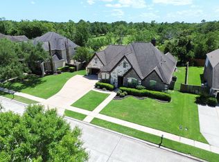 700 Southfield Dr, Friendswood, TX 77546