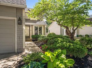 12027 Mackey St, Overland Park, KS 66213