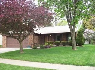 3810 Quail Hollow Dr, Columbus, OH 43228