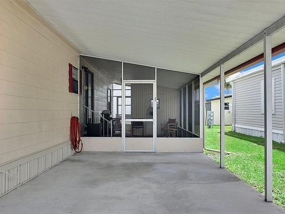 3rd image of 4212 CEDARWOOD STREET