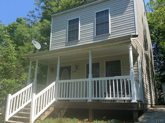 2nd image of 104 Irvington St