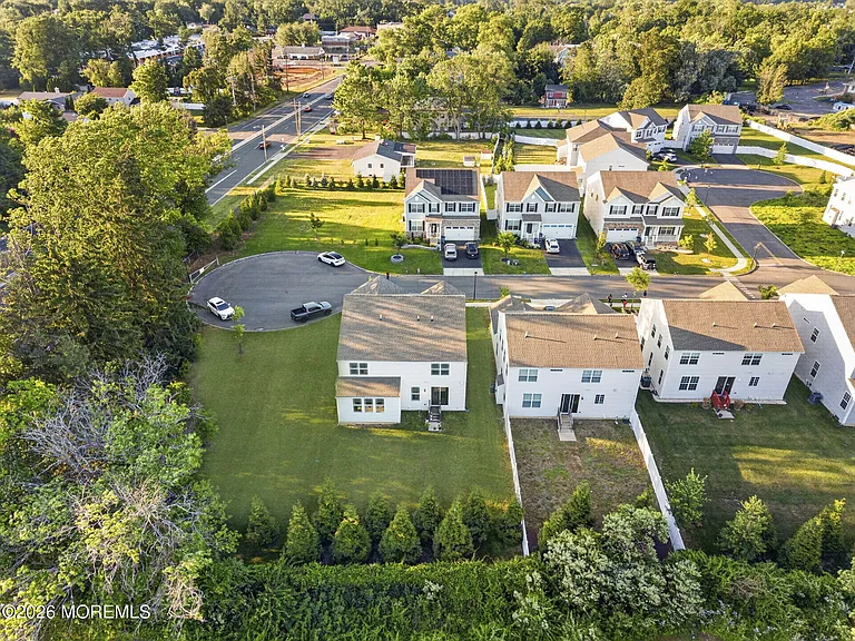 319 Tulip Ct — Photo 68