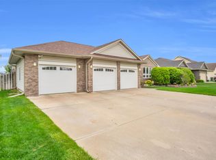 1004 12th Ave, Kearney, NE 68845