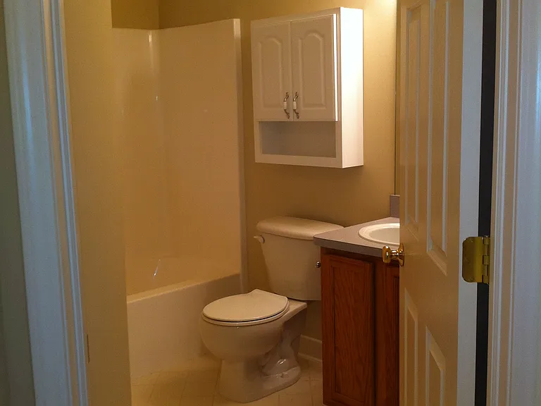 3317 Reeves Dr — Photo 11