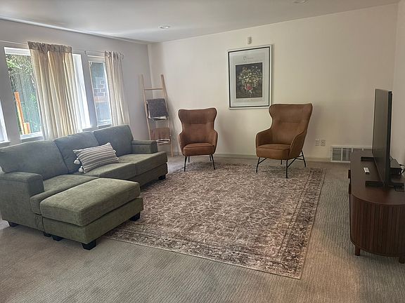 3rd image of 15912 252nd Ave SE #1