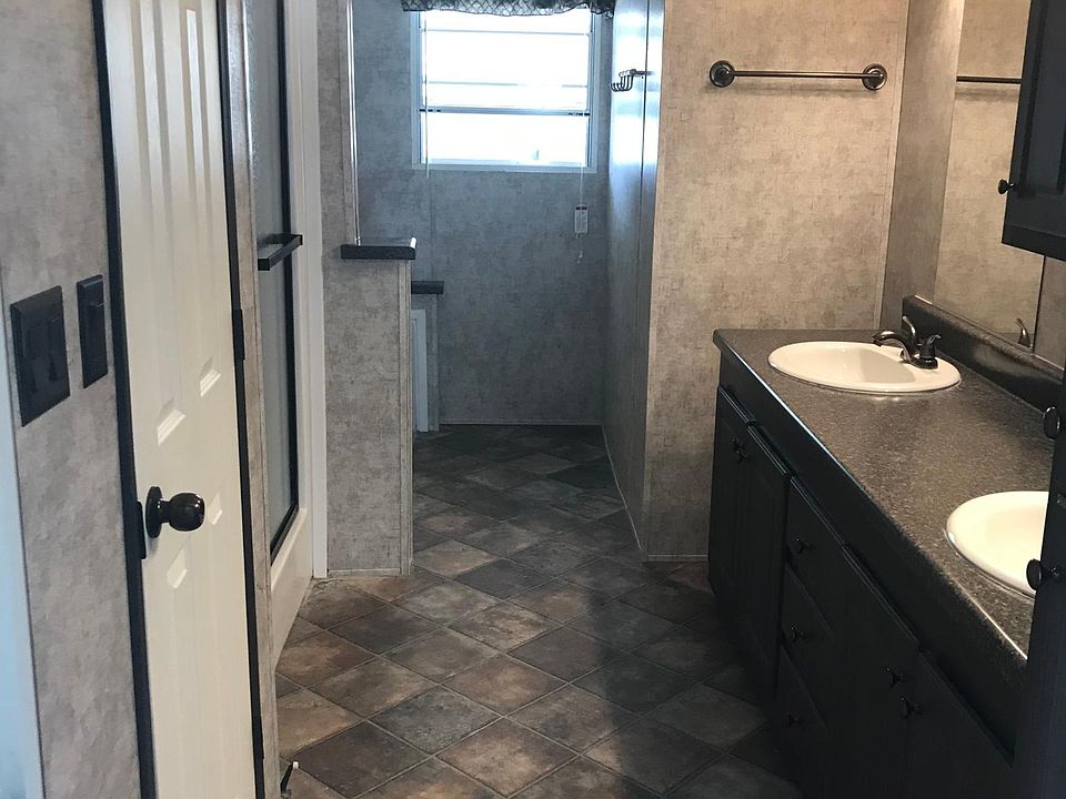 2nd image of 65 Sage Rd
