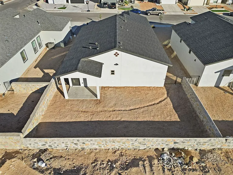 1237 Irish Summer Pl — Photo 9