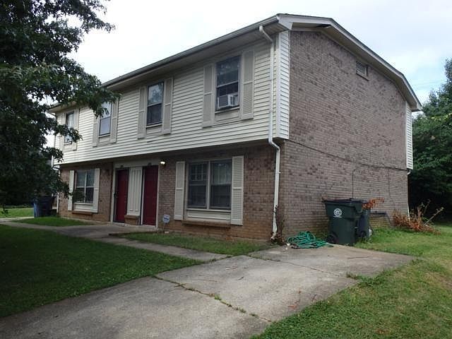 1st image of 486 Whispering Hills Dr