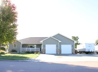 1509 Kemper Ave, Mitchell, SD 57301