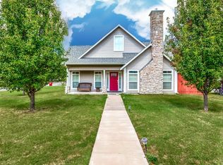 176 W Shreveport St, Van Alstyne, TX 75495