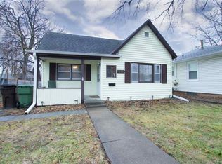 518 W 28th St, Kearney, NE 68845