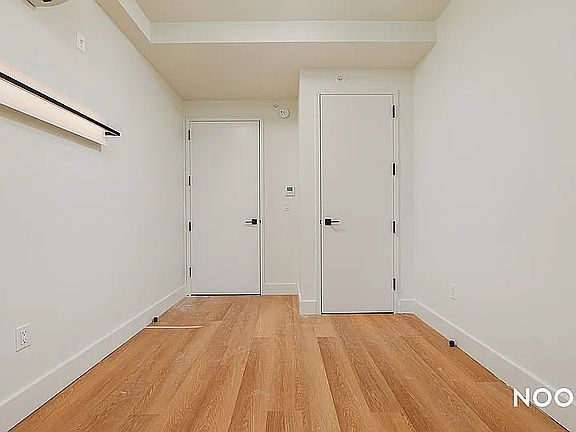 4th image of 130 Hope St #524