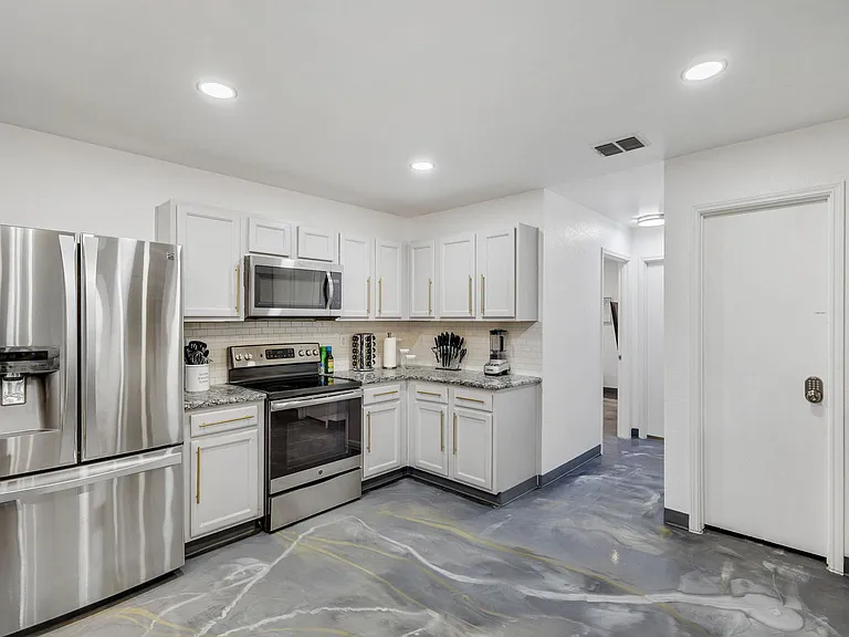3116 Paolo Dr — Photo 46