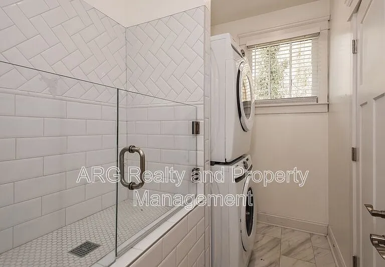 2215 Lang Dr SW — Photo 33