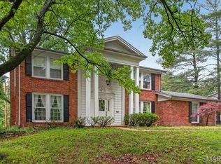 315 Portico Dr, Chesterfield, MO 63017
