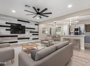 2022 N 40th St, Phoenix, AZ 85008