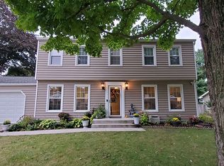15561 Carriage Ln, Mishawaka, IN