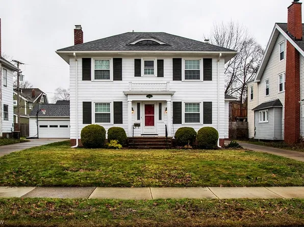 1580 Chesterland Ave, Lakewood, OH 44107