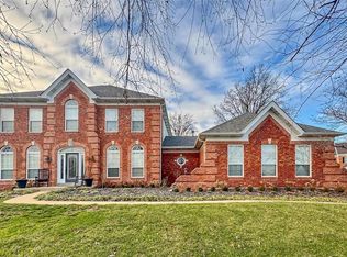 553 Malinmor Dr, Weldon Spring, MO 63304