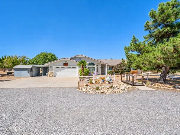 9030 Verbena Rd, Oak Hills, CA 92344