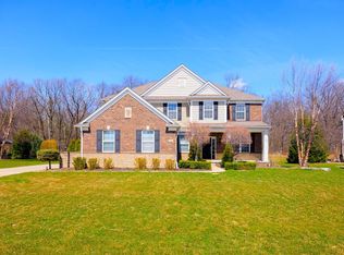 3218 Park Meadow Dr, Lake Orion, MI