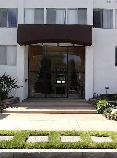 1st image of 17440 Burbank Blvd APT 304
