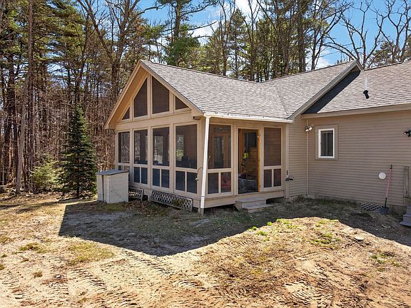 3rd image of 314 Wentworth Road