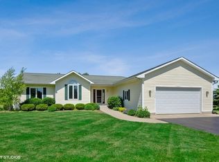 17801 Springbrook Cir, Union, IL 60180