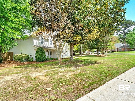 3rd image of 38 General Canby Dr