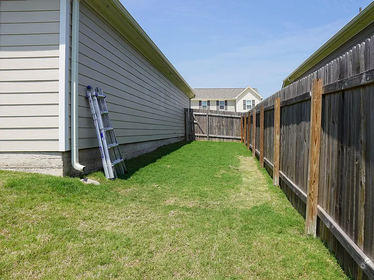 13905 Charles Abraham Way — Photo 18