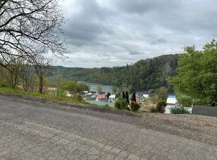 Cliff St, FRIES, VA 24330