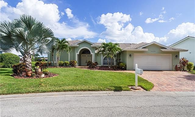 1st image of 22699 Forest View Dr