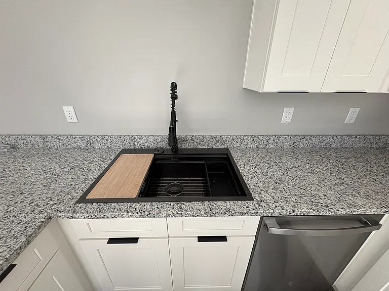 1441 Live Oak St #1 — Photo 6