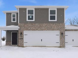 1007 Stuckey Pointe Pass, Fort Wayne, IN 46818