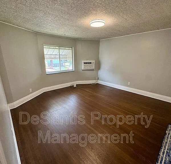 227 5th Ave #2 — Photo 23