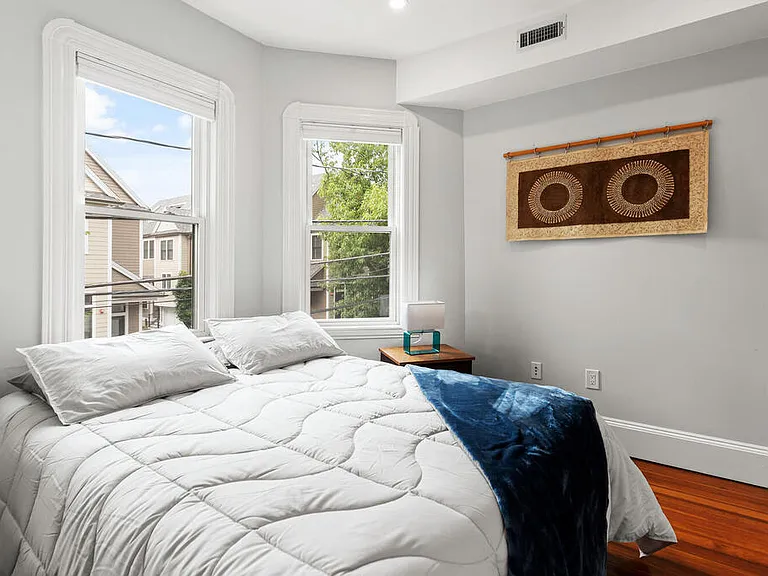 46 Elmwood St #2 — Photo 13