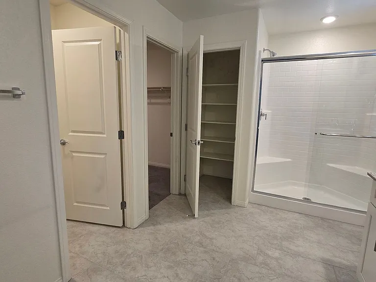 7647 Duran Harbor Ln — Photo 45