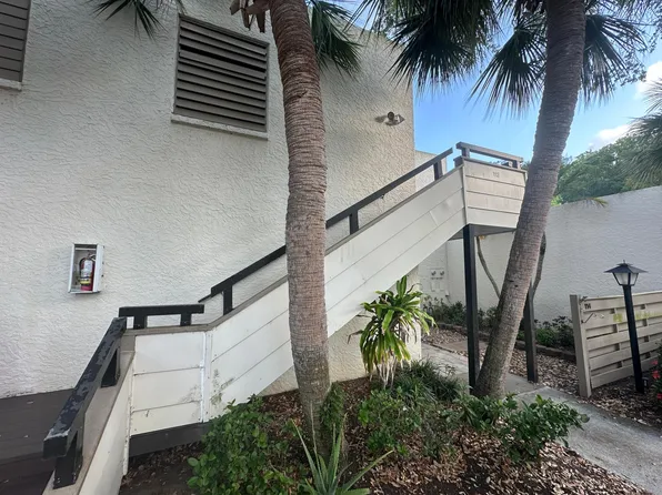 113 Pinehurst Dr, Bradenton, FL 34210