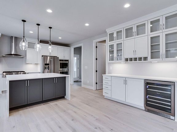 4th image of 3129 Chichester Ln